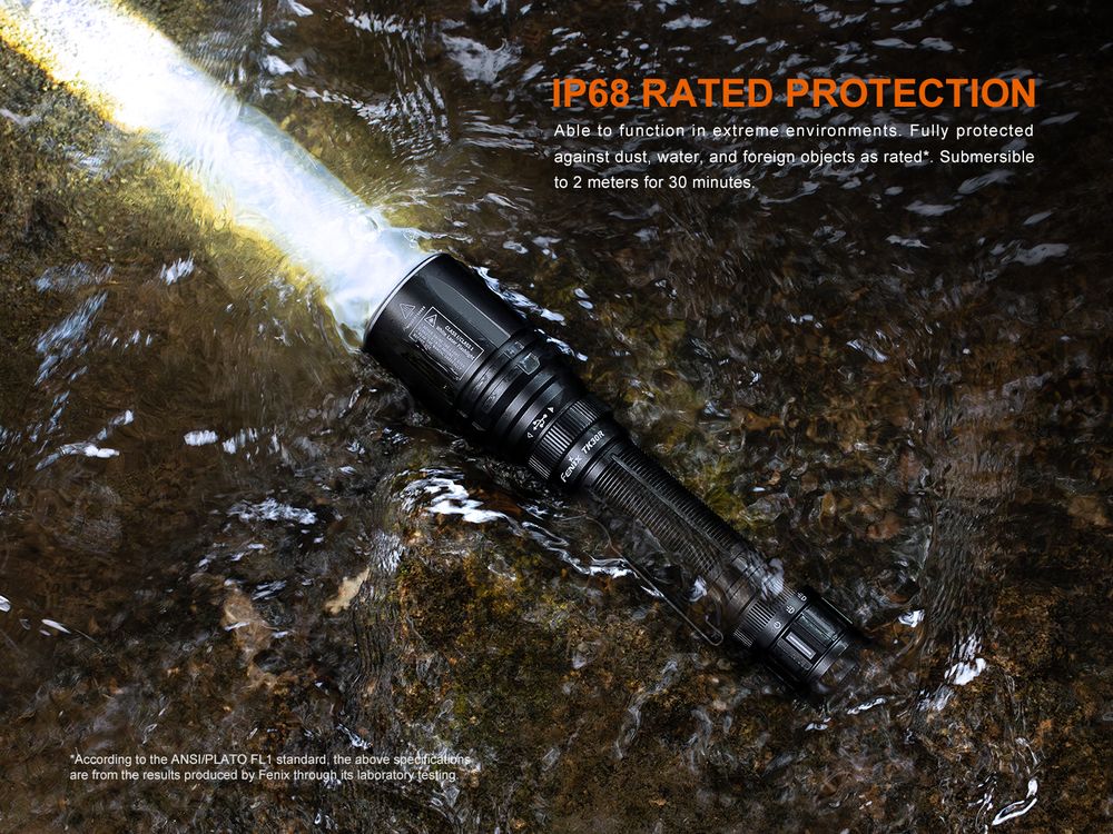 Senter taktis white laser Fenix TK30R dengan jarak 1500 meter