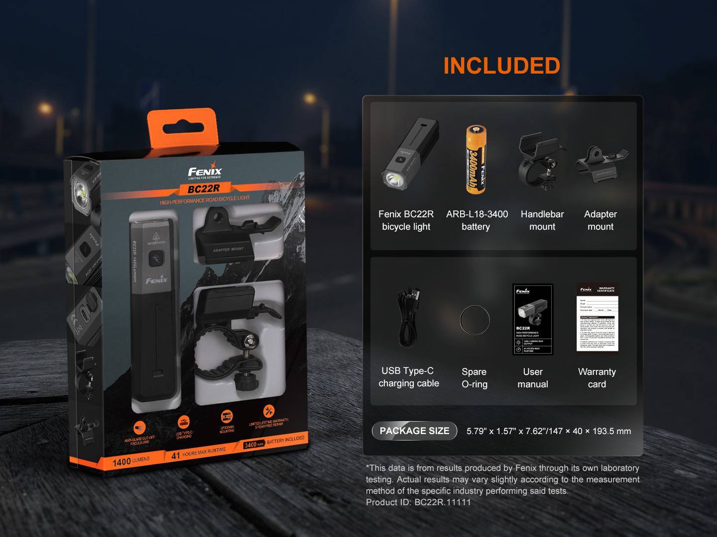 Lampu sepeda Fenix BC22R dengan desain aerodinamis dan fitur canggih untuk keamanan berkendara.