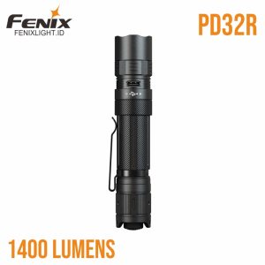 Fenix PD32R senter taktis 1400 lumen, tahan air dan debu.