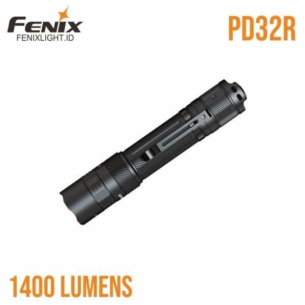 Fenix PD32R senter taktis 1400 lumen, tahan air dan debu.